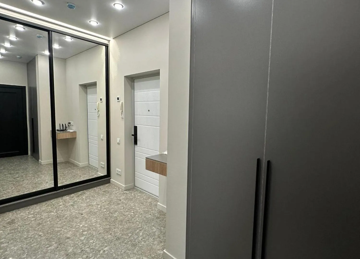 Aurus Apartments In Almaty